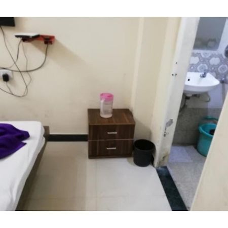 Hotel Adarsh, Ujjain Ngoại thất bức ảnh