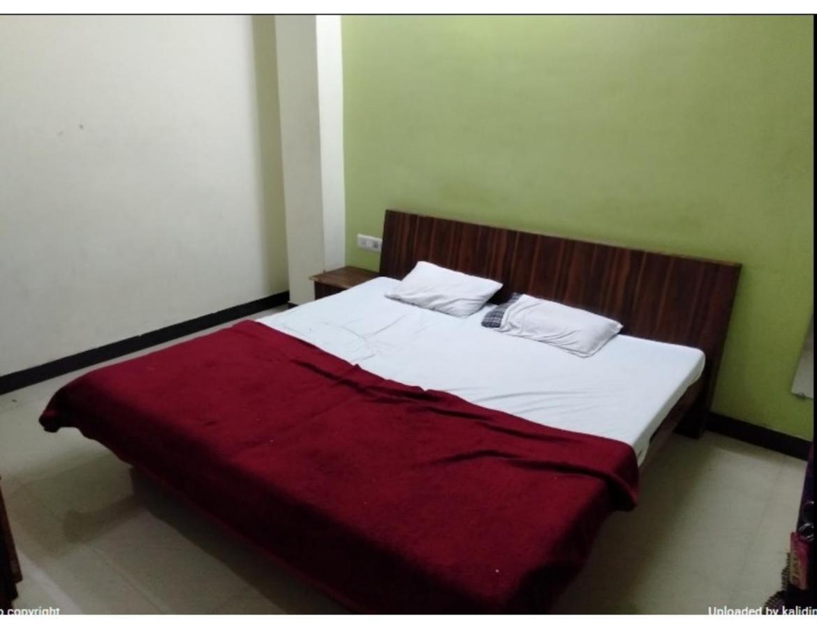 Hotel Adarsh, Ujjain Ngoại thất bức ảnh