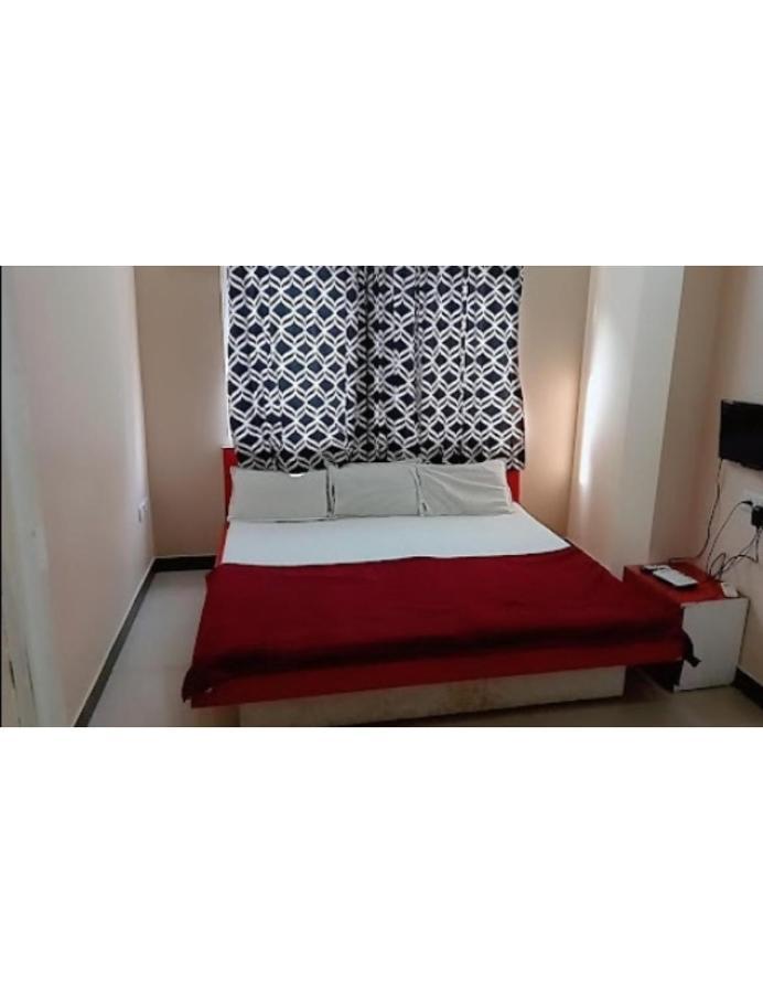 Hotel Adarsh, Ujjain Ngoại thất bức ảnh
